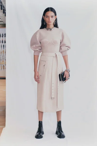 Look 15